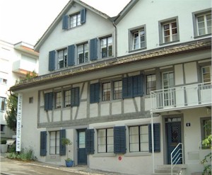 die Galerie in Z�rich - Seefeld - historisches Riegelhaus aus dem 17. Jahrhundert